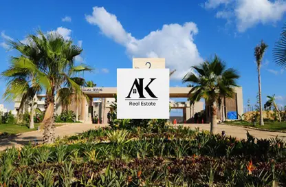 شاليه - 5 غرف نوم - 4 حمامات للبيع في هاسييندا وايت - سيدي عبد الرحمن - الساحل الشمالي