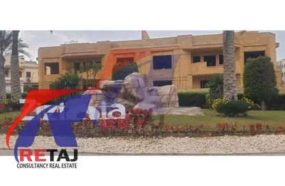 Apartment - 4 Bedrooms - 2 Bathrooms for sale in Zizinia St. - South Investors Area - New Cairo City - Cairo