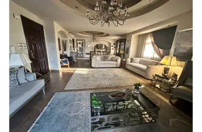 Apartment - 4 Bedrooms - 3 Bathrooms for sale in Al Shouyfat - 5th Settlement Compounds - The 5th Settlement - New Cairo City - Cairo