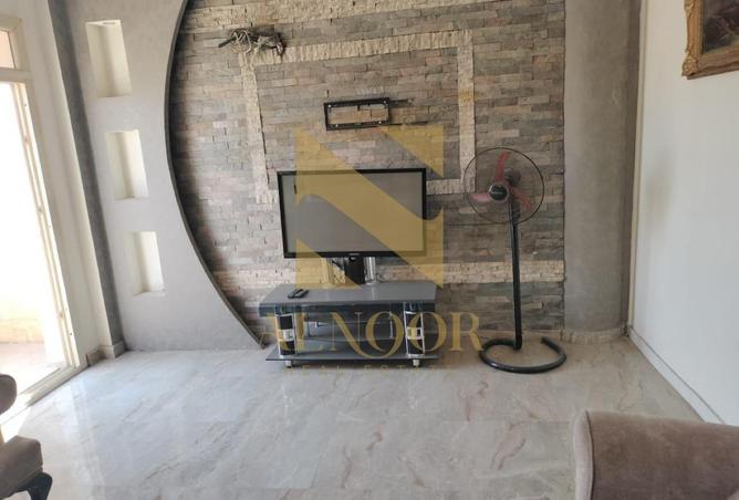 8181702 - Property Image 3