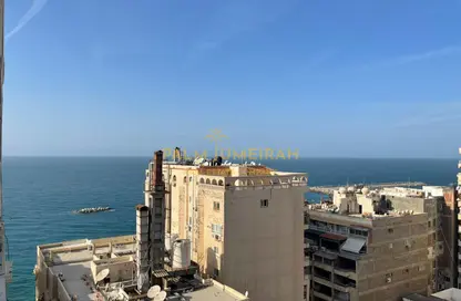 شقة - 3 غرف نوم - 2 حمامات للبيع في شارع ماهر بك - لوران - حي شرق - الاسكندرية