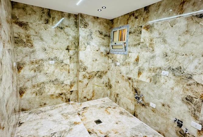 8043249 - Property Image 3