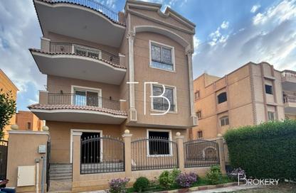 Apartment - 3 Bedrooms - 3 Bathrooms for sale in West Somid Road - West Somid - 6 October City - Giza