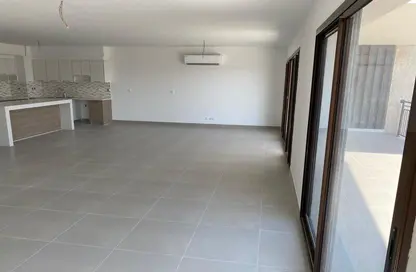 شاليه - 3 غرف نوم - 3 حمامات للبيع في مراسي - سيدي عبد الرحمن - الساحل الشمالي