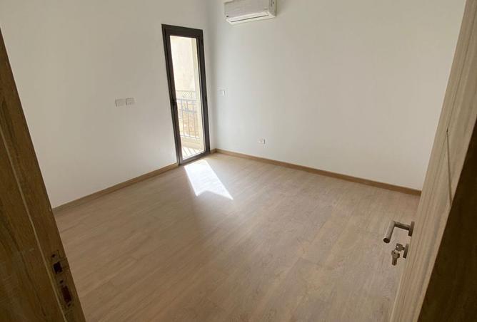 8195787 - Property Image 3