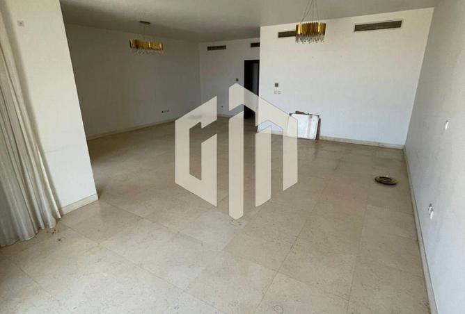 8213082 - Property Main Image