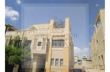 Villa - 5 Bedrooms - 5 Bathrooms for sale in Green IV - 6 October Compounds - 6 October City - Giza