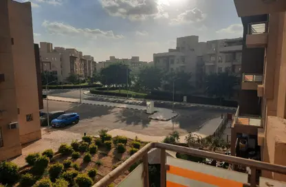 شقة - 3 غرف نوم - 3 حمامات للايجار في مدينة وصال - كمبوندات الشروق - مدينة الشروق - القاهرة