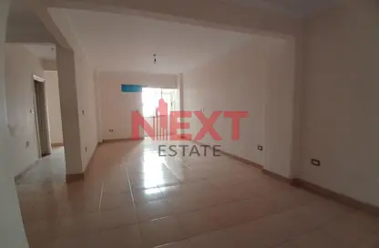 Apartment - 3 Bedrooms - 1 Bathroom for sale in Laurent - Hay Sharq - Alexandria