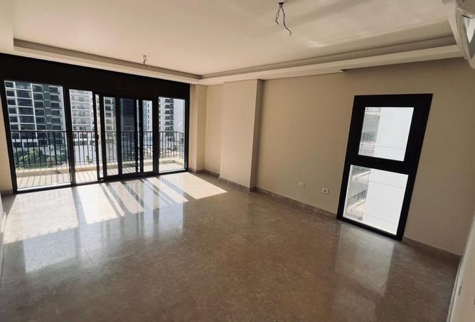 8273870 - Property Image 2