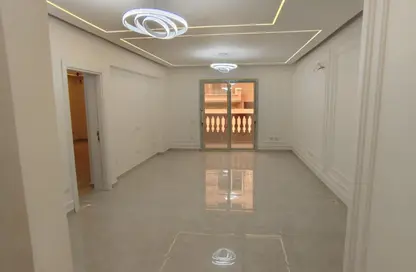 شقة - 4 غرف نوم - 3 حمامات للبيع في غرب ارابيلا - كمبوندات التجمع الخامس - التجمع الخامس - مدينة القاهرة الجديدة - القاهرة