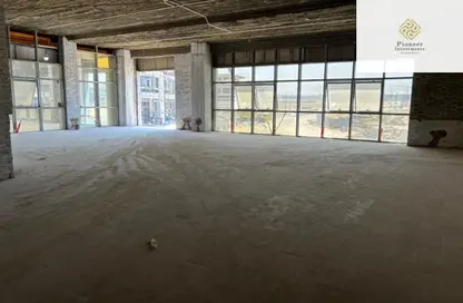 محل - استوديو - 4 حمامات للايجار في حى جنوب الاكايمية - مدينة القاهرة الجديدة - القاهرة