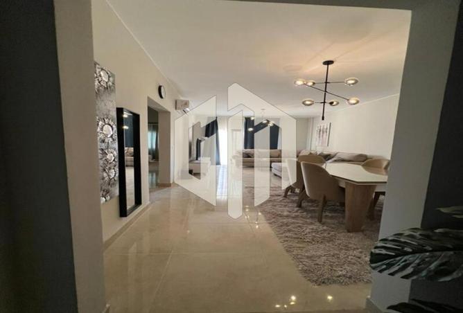 8032011 - Property Main Image