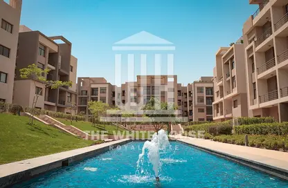 Apartment - 4 Bedrooms - 2 Bathrooms for sale in Moon Residences - Fifth Square - North Investors Area - New Cairo City - Cairo