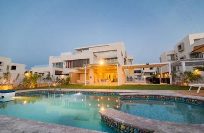 Chalet - 3 Bedrooms - 4 Bathrooms for rent in Hacienda Bay - Sidi Abdel Rahman - North Coast