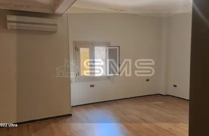 Apartment - 3 Bedrooms - 2 Bathrooms for rent in Doctor Yassin Abdel Ghaffar St. - Area C - Ganoob El Acadimia - New Cairo City - Cairo
