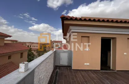 Villa - 6 Bedrooms - 6 Bathrooms for sale in Hyde Park - New Cairo City - Cairo