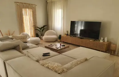 Apartment - 3 Bedrooms - 2 Bathrooms for sale in Mivida - 5th Settlement Compounds - The 5th Settlement - New Cairo City - Cairo