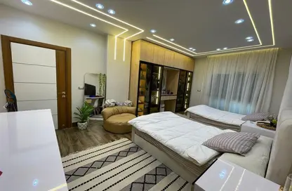 Penthouse - 3 Bedrooms - 3 Bathrooms for sale in Al Khamayel city - Sheikh Zayed Compounds - Sheikh Zayed City - Giza