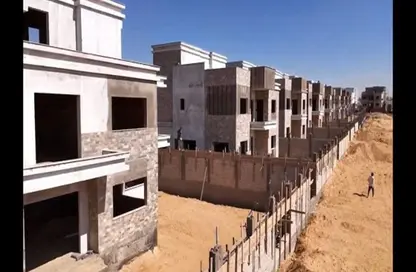 Townhouse - 4 Bedrooms - 4 Bathrooms for sale in Noll - 5th Settlement Compounds - The 5th Settlement - New Cairo City - Cairo