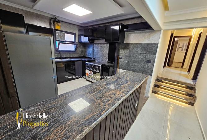 8254555 - Property Image 2