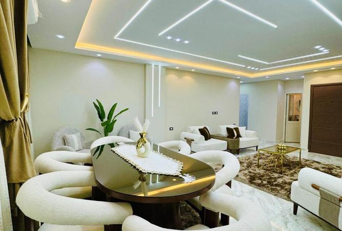 8273536 - صورة العقار 2