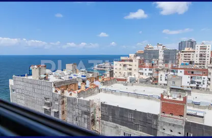 شقة - 3 غرف نوم - 2 حمامات للبيع في شارع إسماعيل عيد - كليوباترا - حي شرق - الاسكندرية