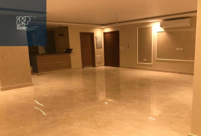 8308968 - Property Image 2