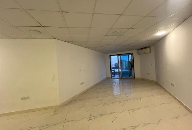 8385592 - Property Image 2