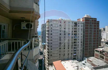 Apartment - 3 Bedrooms - 2 Bathrooms for sale in Miami - Hay Awal El Montazah - Alexandria