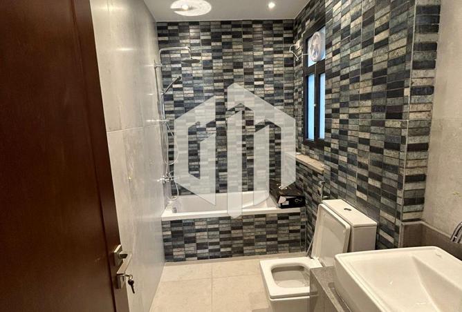 8089870 - Property Image 3