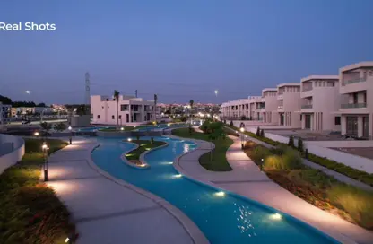 Townhouse - 5 Bedrooms - 4 Bathrooms for sale in Lake West - Sheikh Zayed Compounds - Sheikh Zayed City - Giza