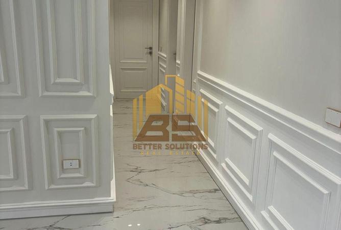 8225513 - Property Image 2