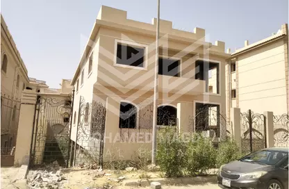 Villa - 4 Bedrooms - 4 Bathrooms for sale in Zeraeyin Compound - 6 October Compounds - 6 October City - Giza