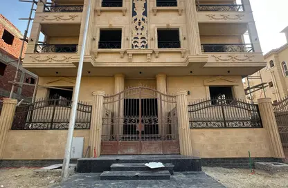 Apartment - 3 Bedrooms - 2 Bathrooms for sale in West Somid Road - West Somid - 6 October City - Giza