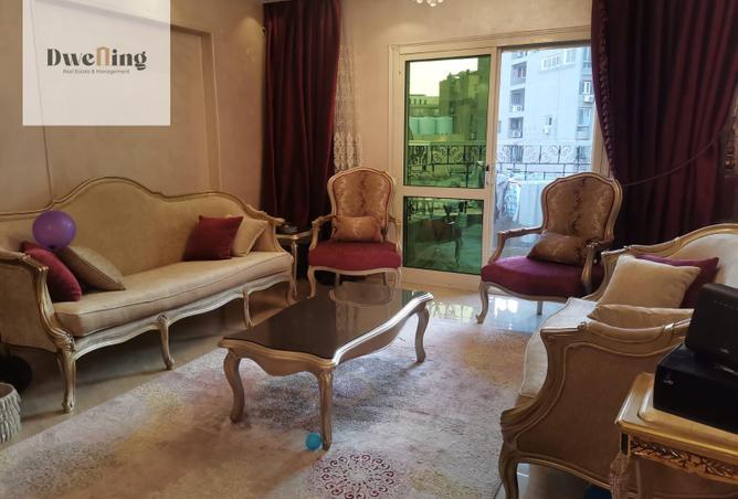 شقة - 3 غرف نوم - 2 حمامات للايجار في شارع المساحه - الدقي - الجيزة