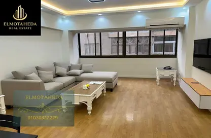 Apartment - 2 Bedrooms - 1 Bathroom for rent in Degla - Hay El Maadi - Cairo