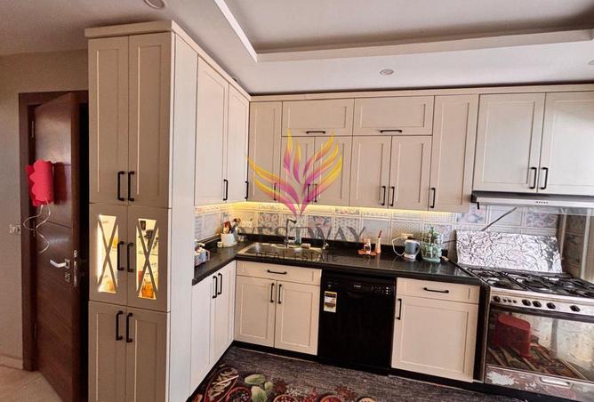 8274028 - Property Image 3