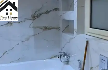 Apartment - 3 Bedrooms - 2 Bathrooms for sale in Maadi - Hay El Maadi - Cairo