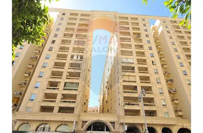 شقة - 3 غرف نوم - 2 حمامات للبيع في شارع 15 مايو - سموحة - حي شرق - الاسكندرية
