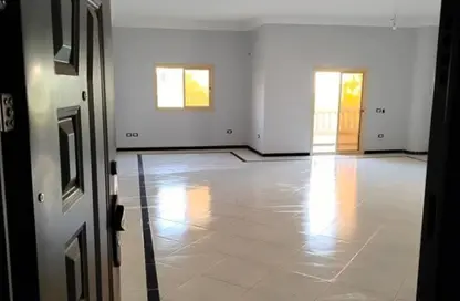 Apartment - 3 Bedrooms - 2 Bathrooms for rent in Street 6 - District 2 - The 5th Settlement - New Cairo City - Cairo