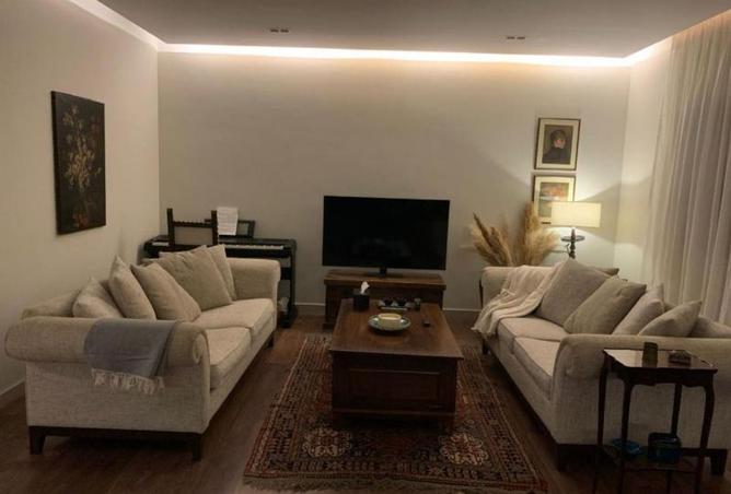 8219801 - Property Image 3