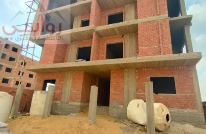 Apartment - 4 Bedrooms - 2 Bathrooms for sale in Bait Alwatan - The 5th Settlement - New Cairo City - Cairo