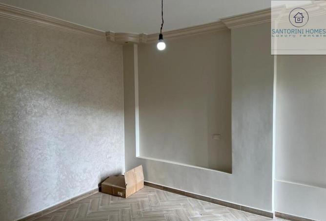 8033180 - Property Image 3
