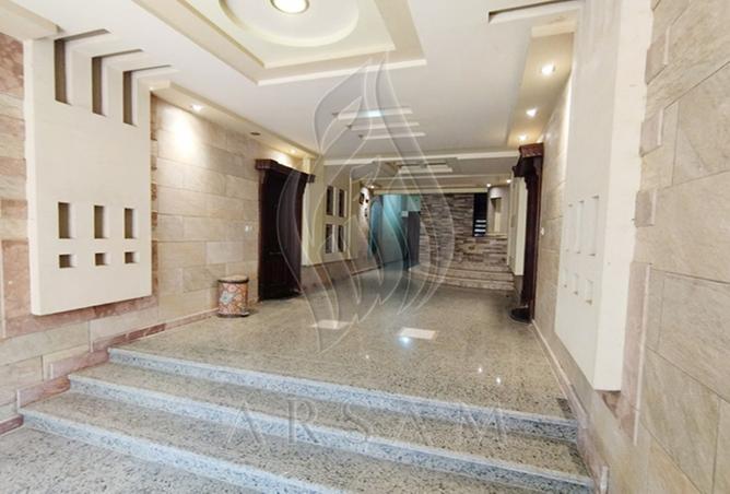 8083589 - Property Image 3