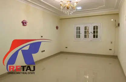 شقة - 3 غرف نوم - 1 حمام للايجار في الشارع الرابع - الحي الرابع - التجمع الخامس - مدينة القاهرة الجديدة - القاهرة