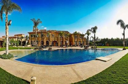 Villa - 6 Bedrooms - 6 Bathrooms for sale in Maxim - The 1st Settlement - New Cairo City - Cairo