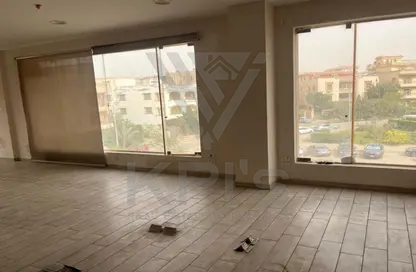 Office Space - Studio - 1 Bathroom for rent in 79 Axis - District 3 - The 5th Settlement - New Cairo City - Cairo