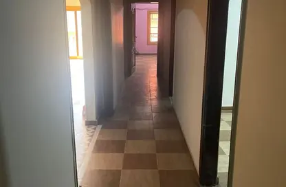 شقة - 3 غرف نوم - 2 حمامات للبيع في شارع ولي العهد - حدائق القبة - القاهرة