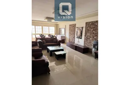 Apartment - 3 Bedrooms - 2 Bathrooms for sale in Al Esraa St. - El Mearag City - Zahraa El Maadi - Hay El Maadi - Cairo